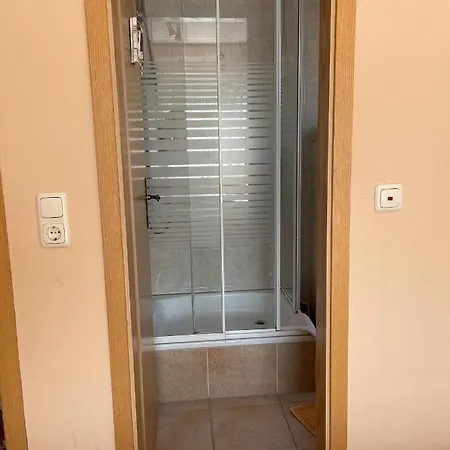 Gemuetliche Ferienwohnung Mit Terrasse - A82822 *